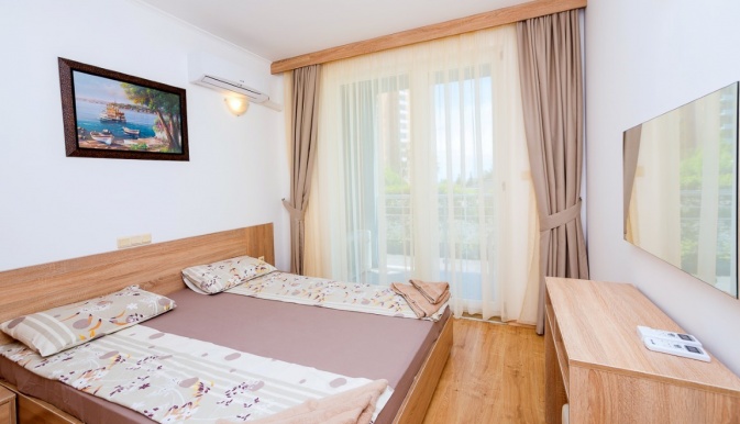 KRISTAL_BEACH_APARTHOTEL_NESSEBAR_BULGARIA_AIR_TOUR_TRAVEL